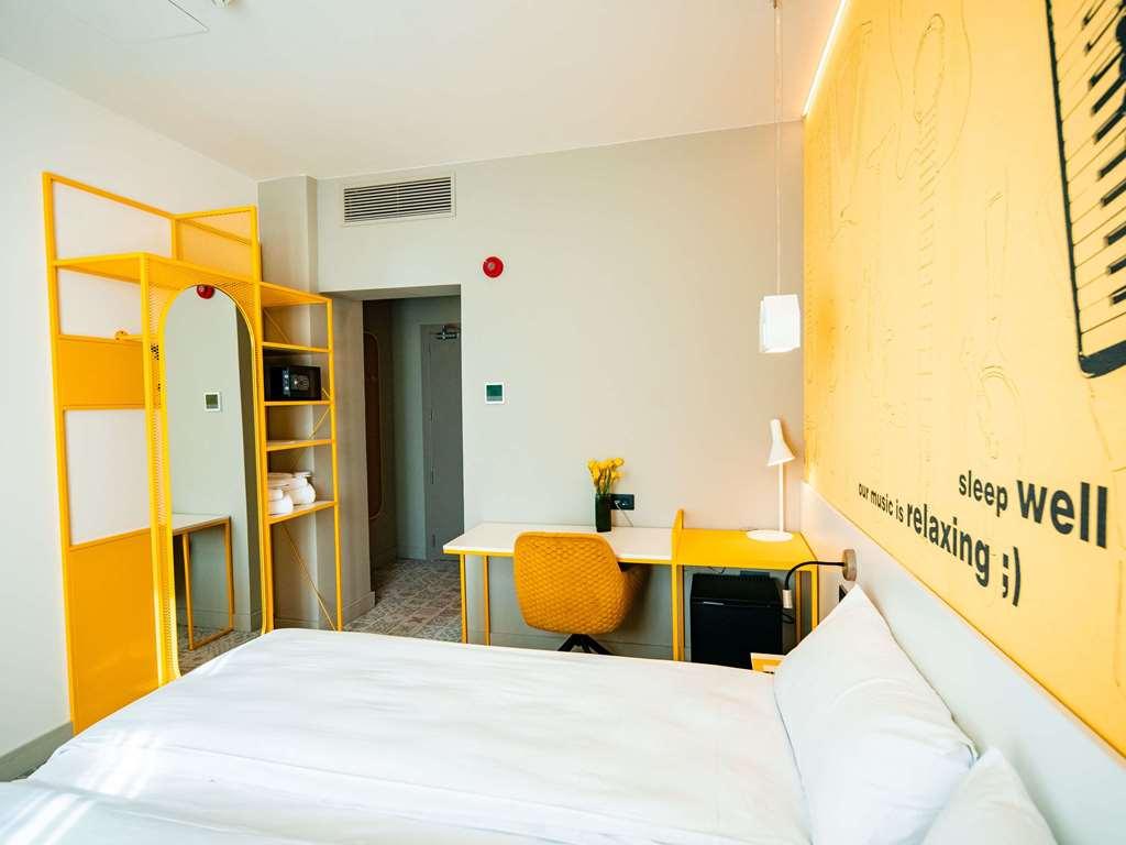 Ibis Styles Sibiu Arsenal Hotel Kamer foto